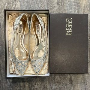 Badgley Mischka flats